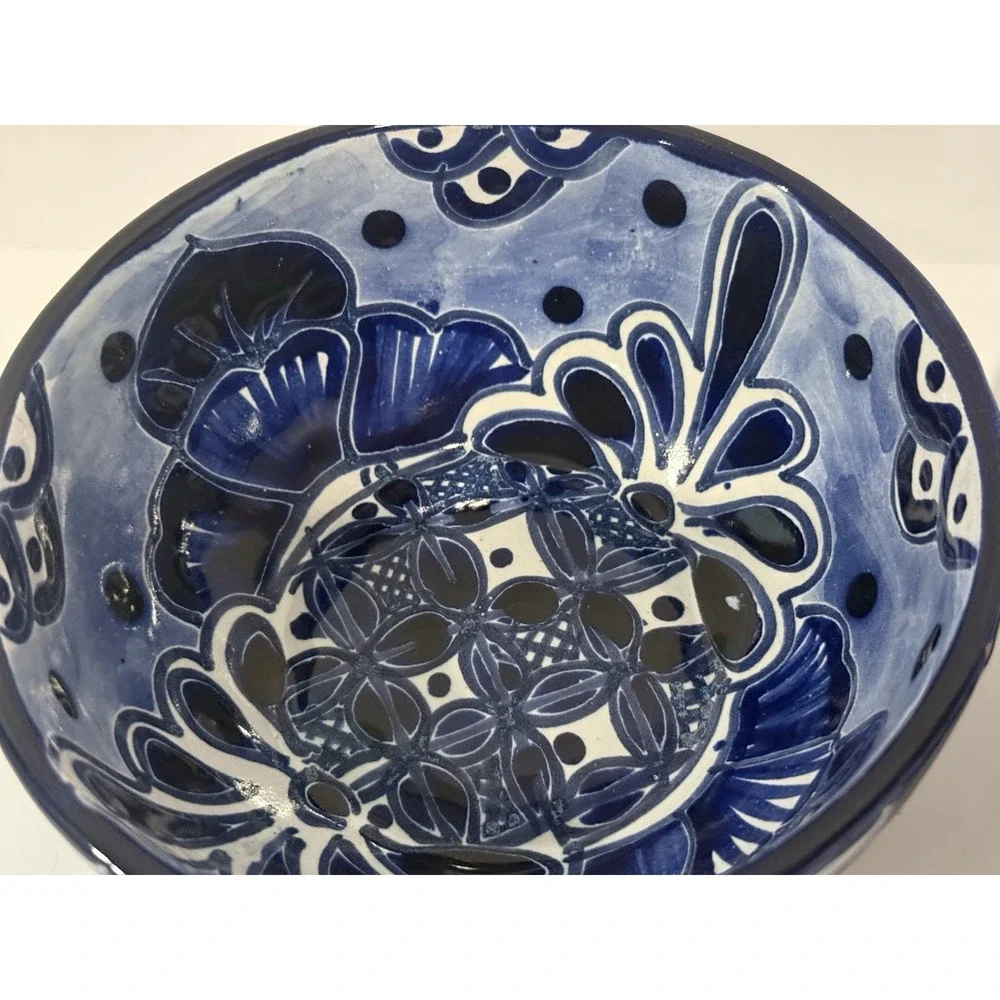 VTG Lot 2 Mexican Talavera Pottery Bowls Blue & White Floral 5x2